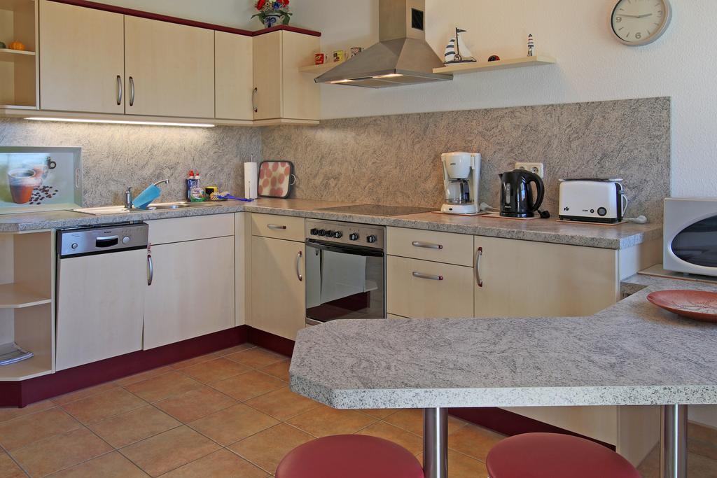Ummanz Ferienhaus Luessvitz מראה חיצוני תמונה
